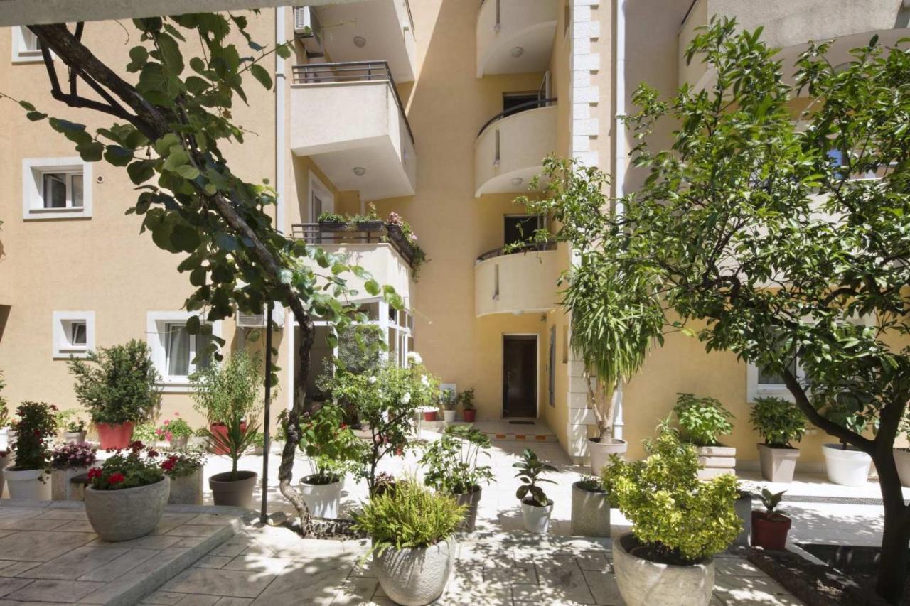 Apartmani Salus Budva Exteriör bild
