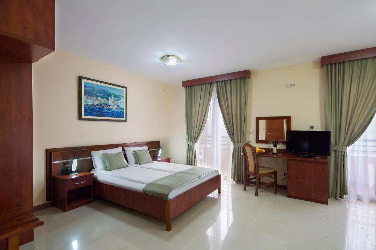 Apartmani Salus Budva Exteriör bild