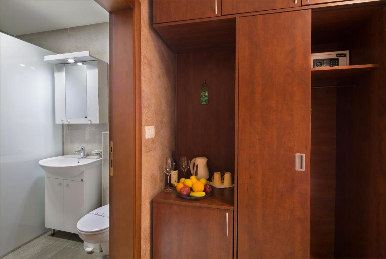 Apartmani Salus Budva Exteriör bild