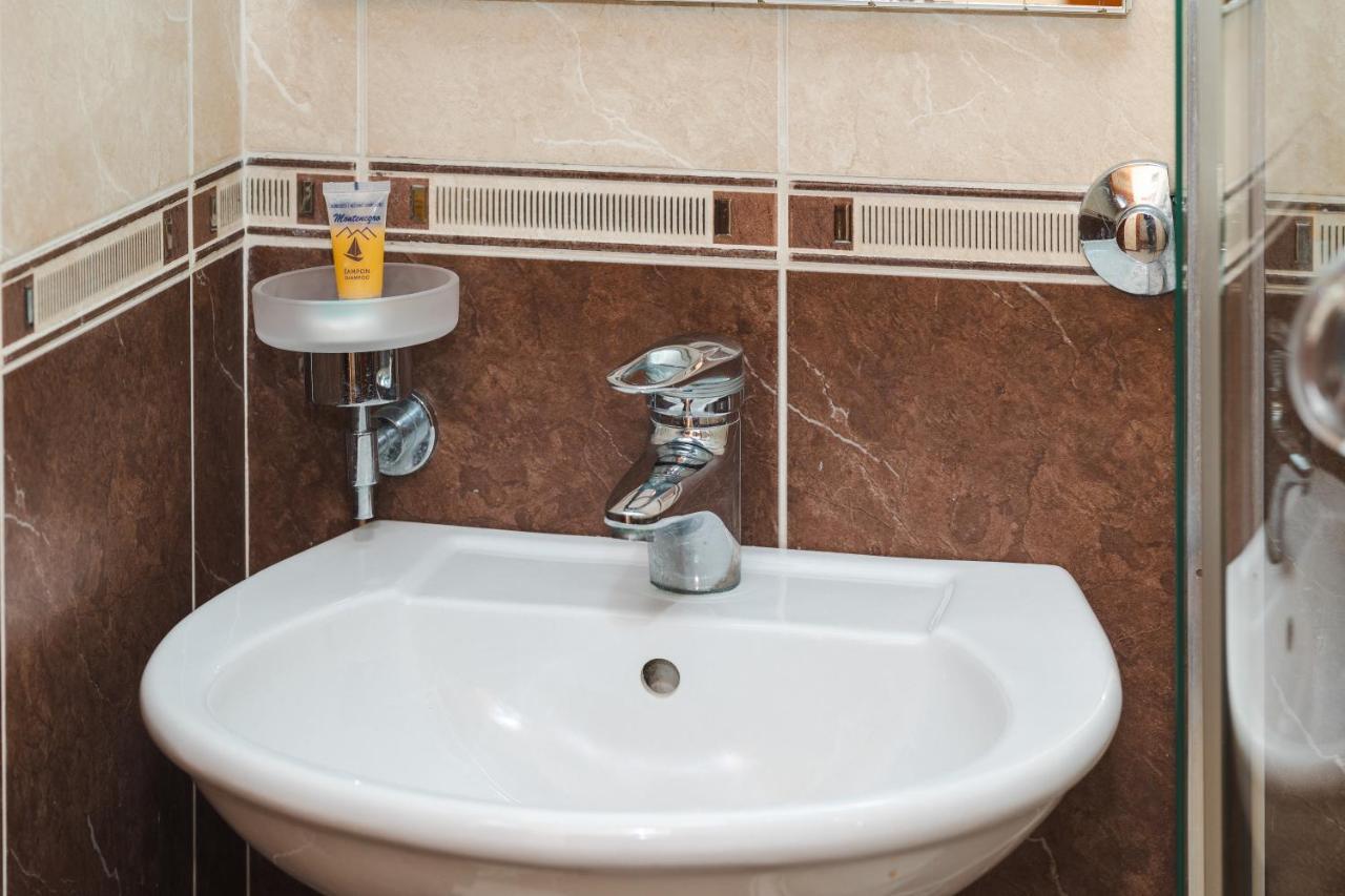 Apartmani Salus Budva Exteriör bild